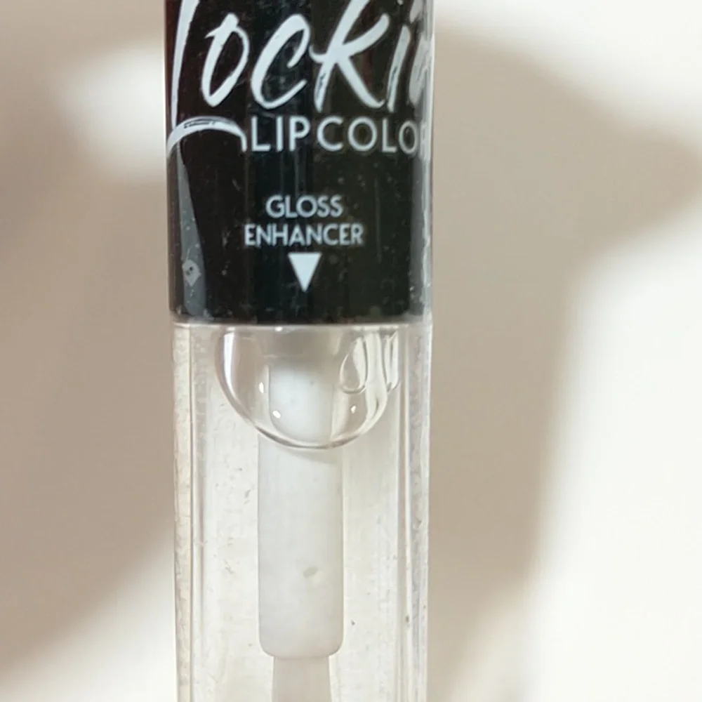 L.A. Colors Lockin'Lip Color 2 separate tubes - Picture 7 of 7